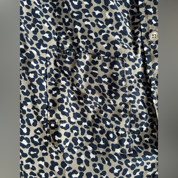 Olsen leopard print button up blouse size xs - Picture 4 of 8